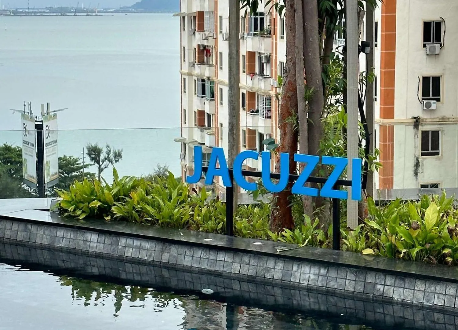 Urban Suites @ George Town Penang By Bnb4U Apartment
